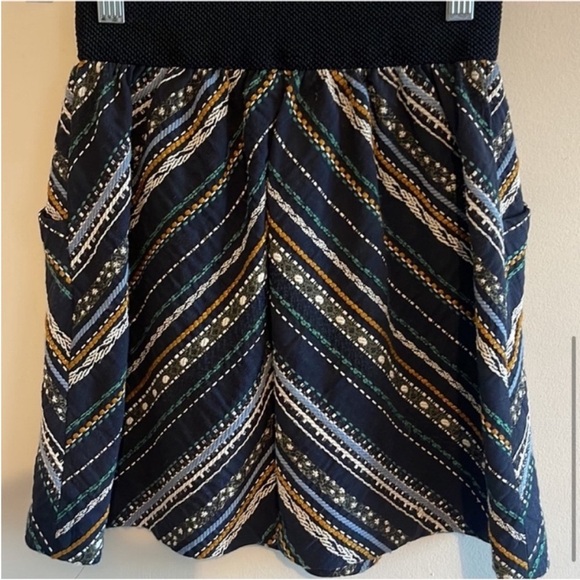 Zara Tie Front Abstract Pattern Skirt NEW - Picture 6 of 8